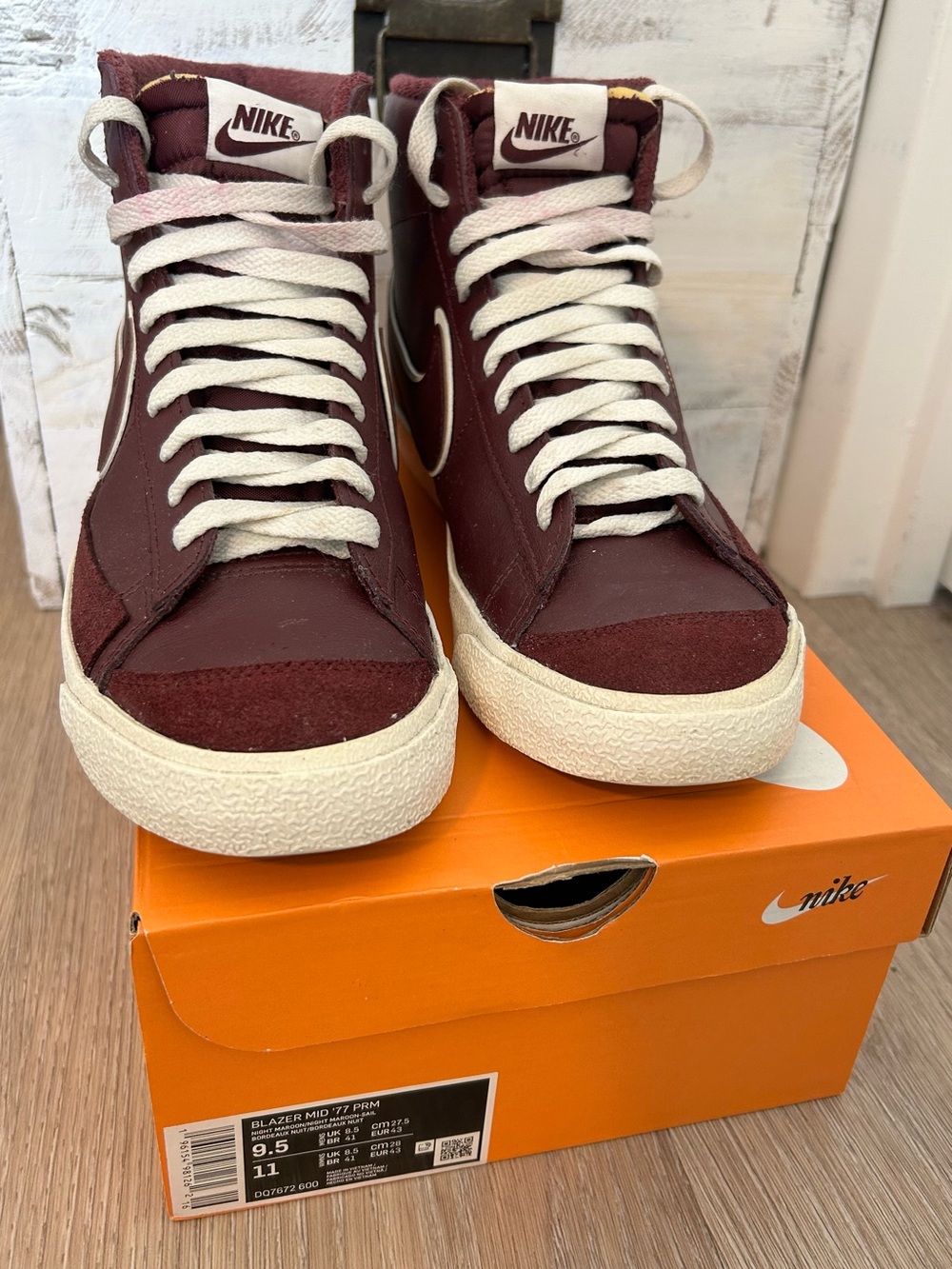 Nike Blazer Mid 77 Maroon Bordeaux M9.5/W11 w/box
